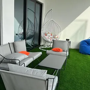 Luxury 2 Bedrooms 5 Minutes From Burj Khalifa شقة
