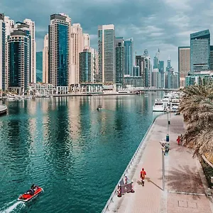 Success Luxury - 5 Min Away Marina Corniche - Free Housekeeping Provided Everyday-24-7 Staff Available For Services شقة