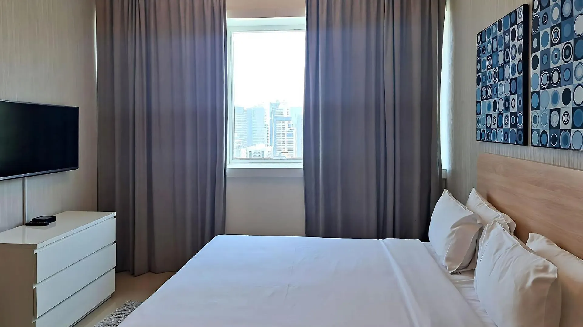 Barcelo Residences Dubai Marina 0*,